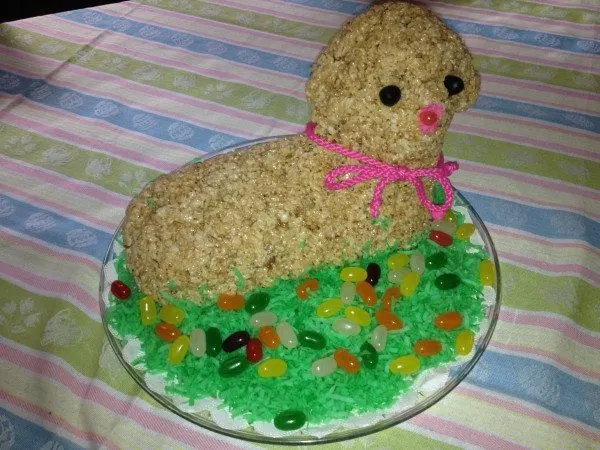 Easter Lamb Centerpiece