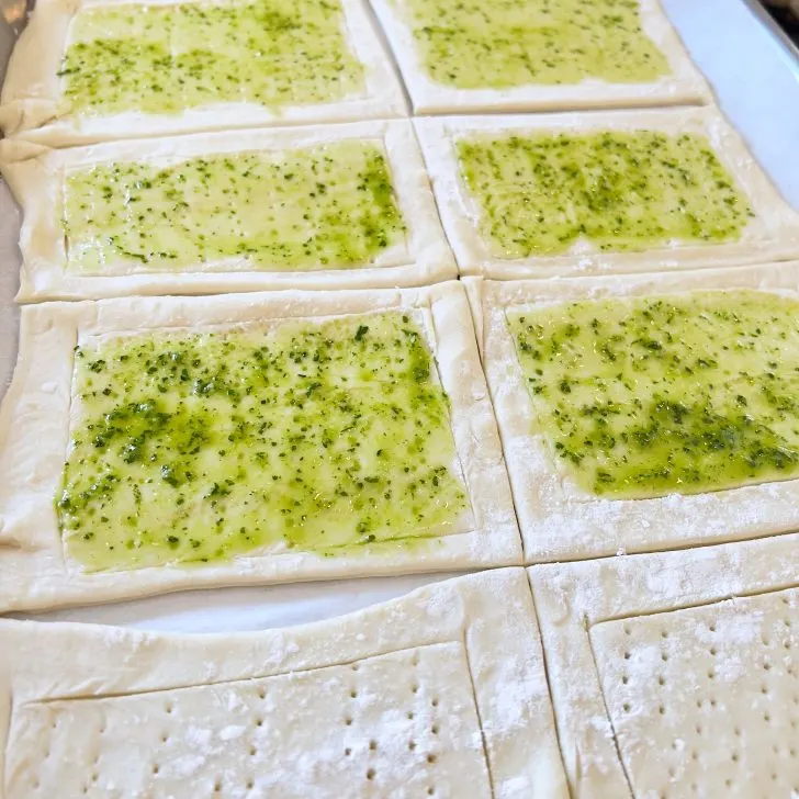 puff pastry tomato tart